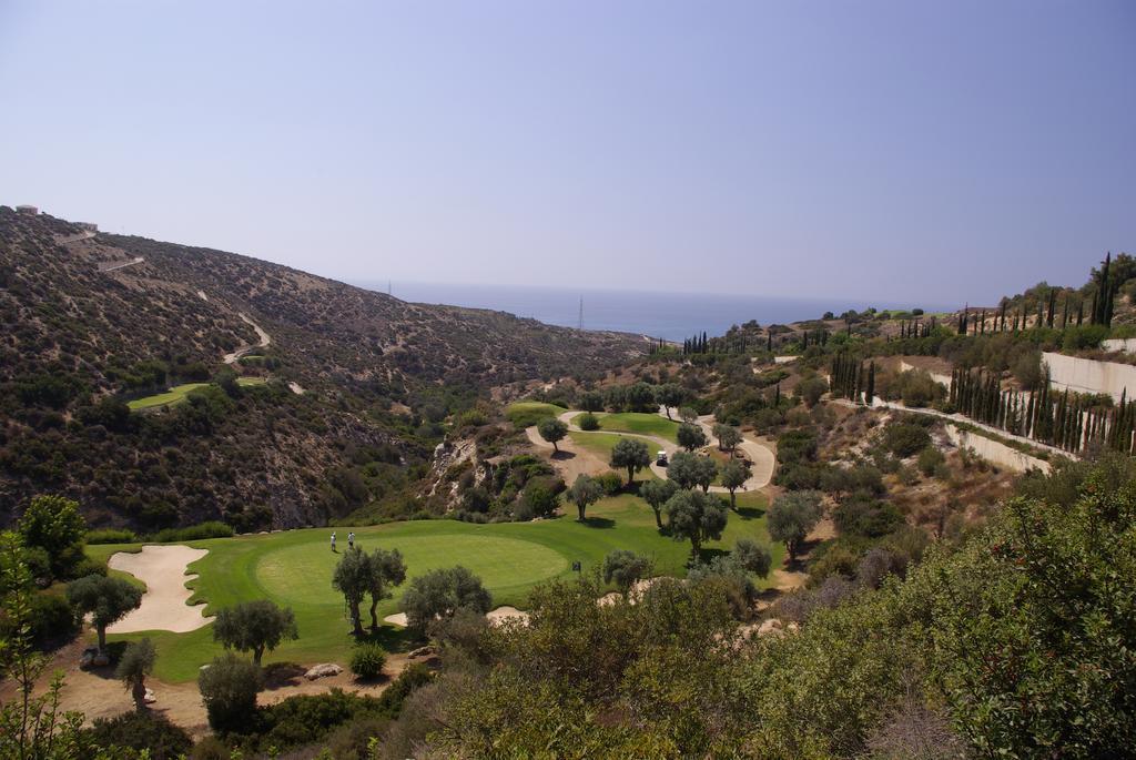 4 Bedroom Villa Helidoni With Private Infinity Pool, Aphrodite Hills Resort Kouklia Quarto foto